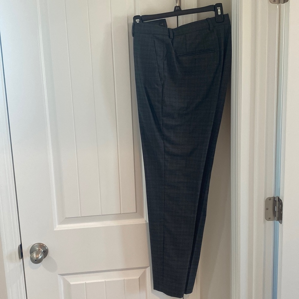 Perry Ellis slim fit stretch 31 X 30 gray dress pants.